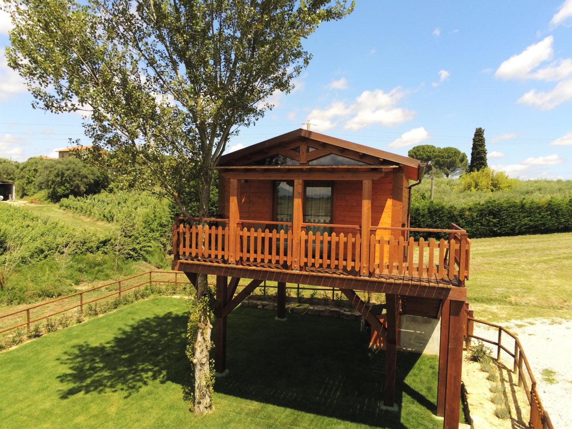 Agriturismo Le Torri Di Porsenna Petrignano Del Lago Экстерьер фото