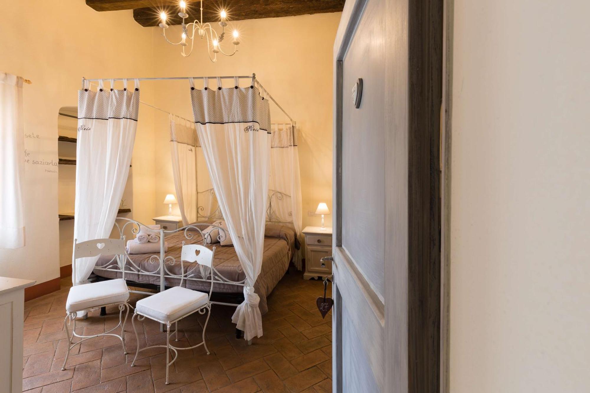 Agriturismo Le Torri Di Porsenna Petrignano Del Lago Экстерьер фото